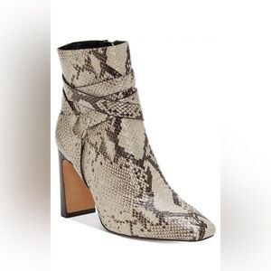 NWOT Vince Camuto Sestina Leather Snakeskin Pattern Heeled Booties